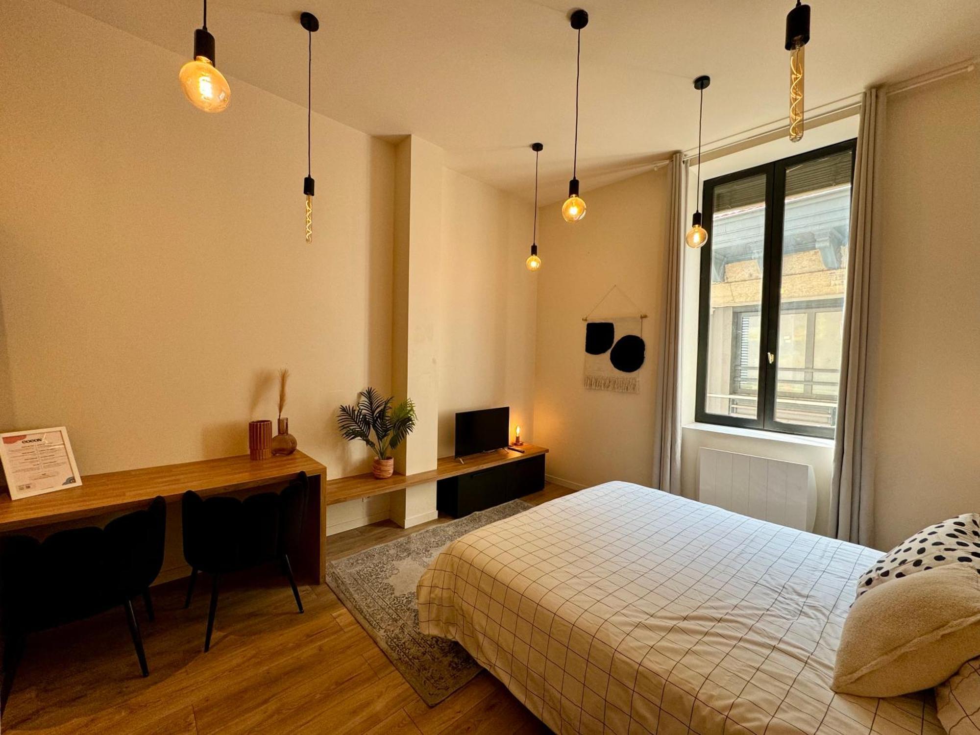 Suite Coachella Lyon Ngoại thất bức ảnh